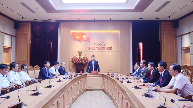 Ban Thường vụ Tỉnh ủy Thừa Thiên Huế điều động, bổ nhiệm nhiều cán bộ lãnh đạo- Ảnh 2.