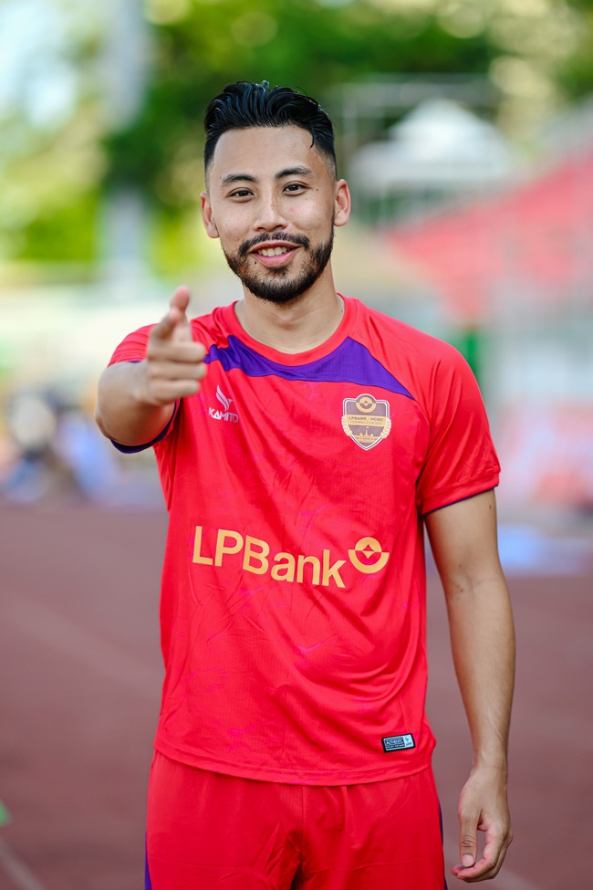 Cầu thủ Việt kiều Vincent Trọng Trí gia nhập CLB Trẻ TP.HCM- Ảnh 2.