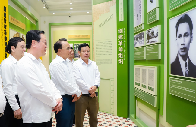 Chủ tịch UBND tỉnh Nghệ An Nguyễn Đức Trung thăm và làm việc tại Trung Quốc- Ảnh 3.