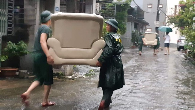 Đi thăm người thân cùng thôn, 2 bố con bị nước lũ cuốn trôi ở Hà Giang- Ảnh 7.