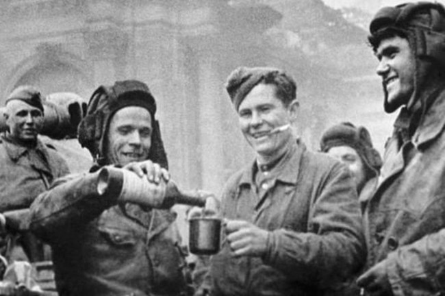 Giật mình “thần dược” của binh lính Hồng quân Liên Xô trong Thế chiến 2- Ảnh 2.