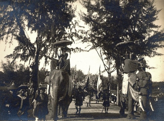 Hình độc về đám tang vua Khải Định năm 1926- Ảnh 7.