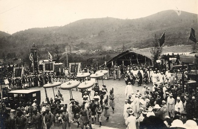 Hình độc về đám tang vua Khải Định năm 1926- Ảnh 9.