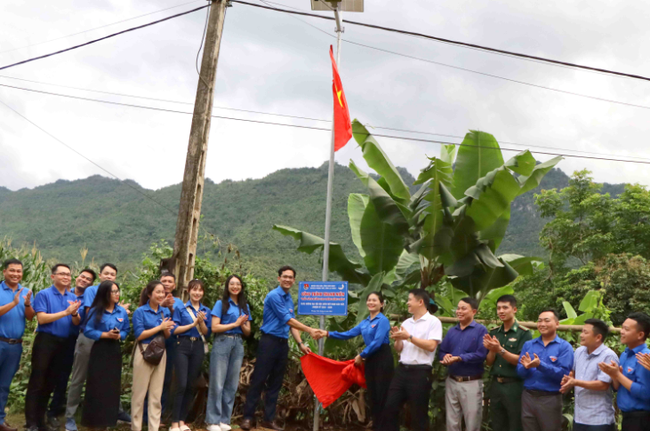 2 mức tiền lương của Bí thư đoàn xã năm 2024 sau khi tăng lương cơ sở lên 2,34 triệu đồng- Ảnh 2.