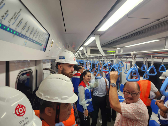 Các nhóm công việc quan trọng để metro số 1 TP.HCM vận hành thương mại cuối năm - Ảnh 1.