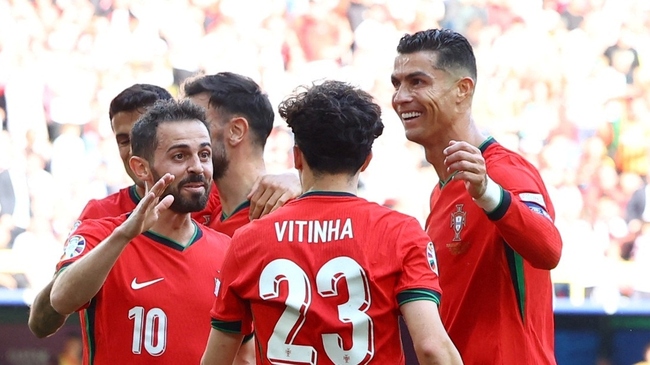 Ronaldo chưa ghi bàn, vì sao ĐT Bồ Đào Nha vẫn thăng hoa?- Ảnh 3.
