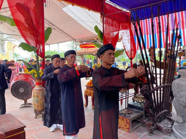 Trạng nguyên "tung quyển thi" và chuyện hai anh em được phong phúc thần- Ảnh 3.