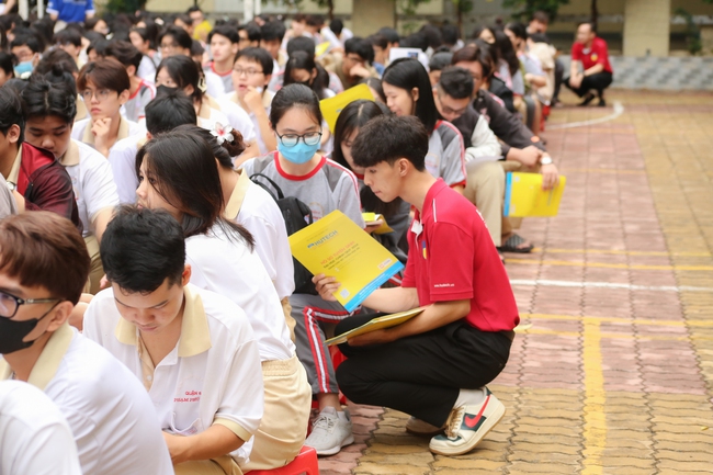 Đa dạng trường đào tạo ngành kinh tế tại TP.HCM, nhiều cơ hội cho thí sinh trong kỳ thi THPT- Ảnh 3.