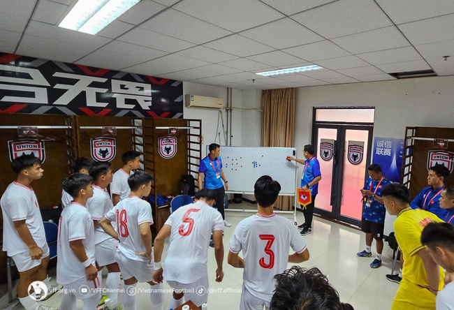 Hàng thủ mắc lỗi, U19 Việt Nam thúc thủ trước U19 Trung Quốc- Ảnh 1.