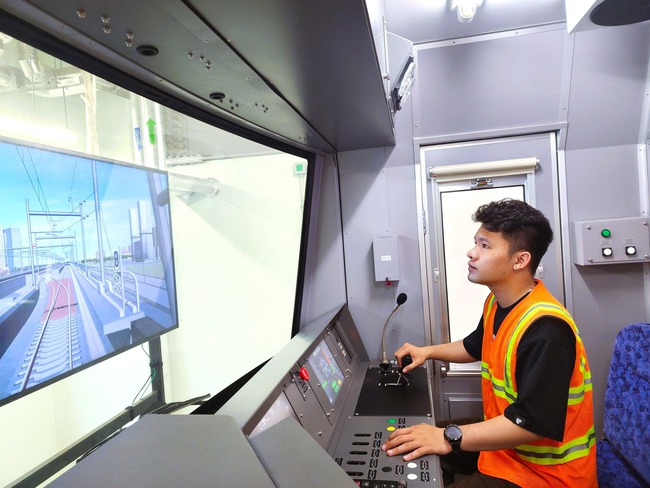 Cận cảnh đào tạo lái tàu metro số 1 để chuẩn bị vận hành thử vào tháng 10- Ảnh 7.