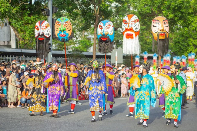 Ấn tượng sắc màu văn hóa lễ hội đường phố Festival Huế 2024- Ảnh 14.