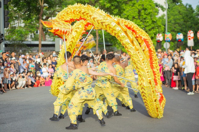 Ấn tượng sắc màu văn hóa lễ hội đường phố Festival Huế 2024- Ảnh 7.