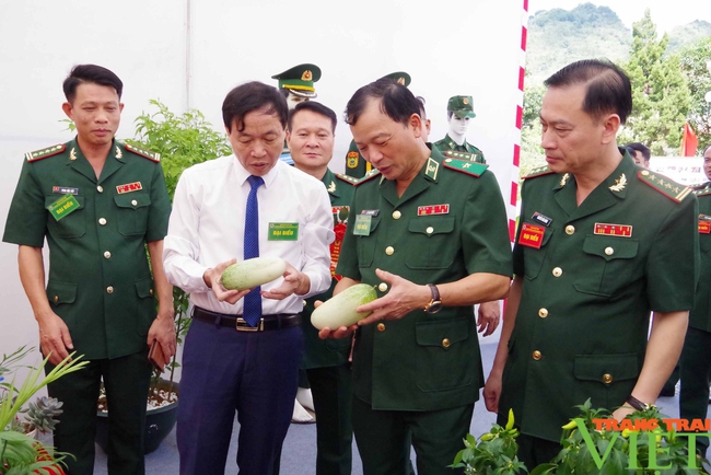 Chủ tịch UBND tỉnh Lai Châu Lê Văn Lương dự Đại hội thi đua quyết thắng Bộ đội Biên phòng- Ảnh 3.