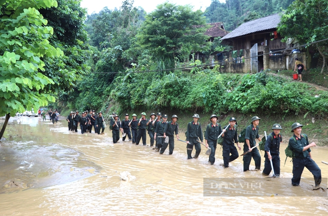 Mường Pồn - Điện Biên: "Chưa tìm thấy người mất tích thì lực lượng cứu hộ chưa về"- Ảnh 3.