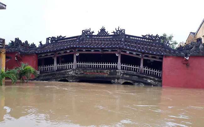 Tranh cãi trùng tu di tích Chùa Cầu, ông Nguyễn Sự: "Người ta yêu Hội An mới lên tiếng, phải tiếp thu!"- Ảnh 2.