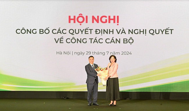 Tân Chủ tịch Vietcombank nói gì khi nhậm chức?- Ảnh 1.