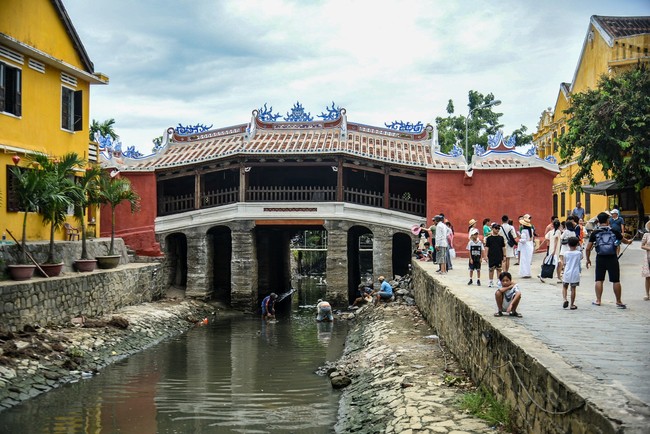 Tranh cãi trùng tu di tích Chùa Cầu, ông Nguyễn Sự: "Người ta yêu Hội An mới lên tiếng, phải tiếp thu!"- Ảnh 3.