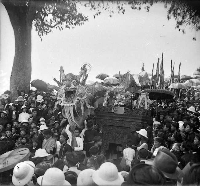 Hình độc về lễ hội đền Voi Phục năm 1928- Ảnh 4.