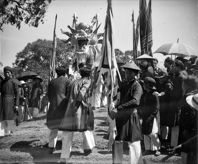 Hình độc về lễ hội đền Voi Phục năm 1928- Ảnh 6.