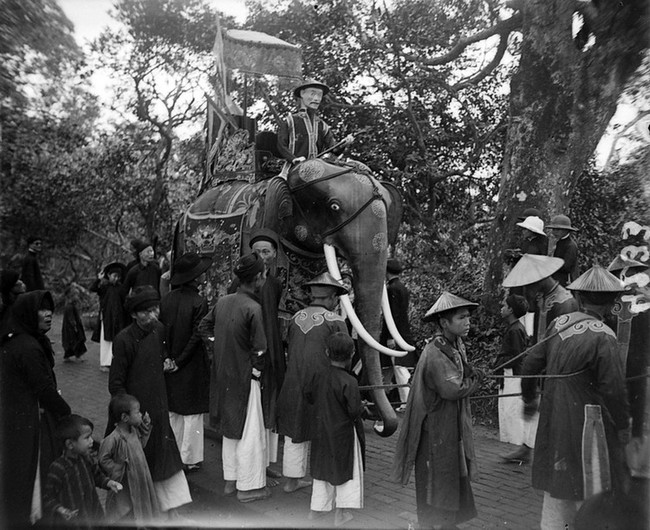 Hình độc về lễ hội đền Voi Phục năm 1928- Ảnh 8.