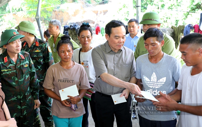 Phó Thủ tướng Trần Lưu Quang kiểm tra tiến độ khắc phục hậu quả lũ quét tại Mường Pồn- Ảnh 2.