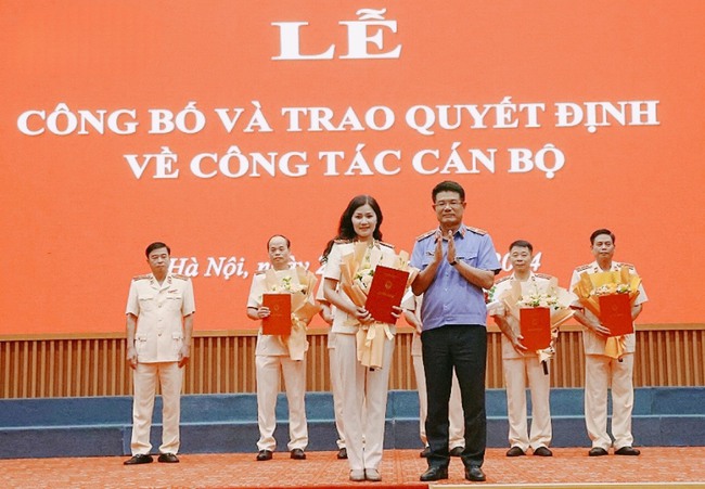 TS Bùi Thị Hạnh làm Phó Hiệu trưởng Trường Đại học Kiểm sát Hà Nội- Ảnh 2.