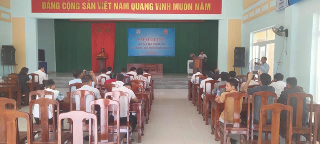 Đào tạo nghề lái phương tiện thủy nội địa cho hội viên nông dân ở Thừa Thiên Huế  - Ảnh 1.