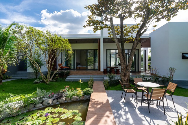 Có gì trong "dinh cơ" 1.000 m2 với chi phí 3,5 tỷ đồng tại Bình Dương? - Ảnh 11.