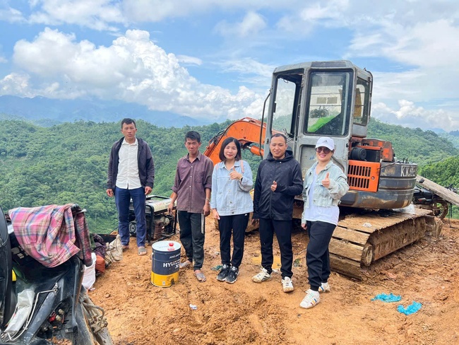 Nữ giáo viên trẻ đam mê làm thiện nguyện- Ảnh 3.