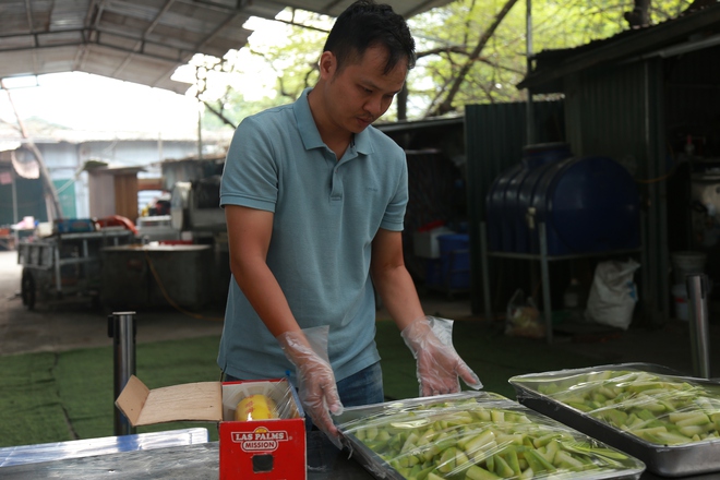 Bữa Cơm Yêu Thương số 76: San sẻ từng suất cơm, gửi gắm trọn tấm lòng - Ảnh 13.