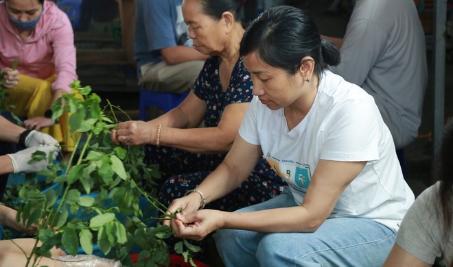 Trao yêu thương từ những suất cơm tình nghĩa- Ảnh 6.