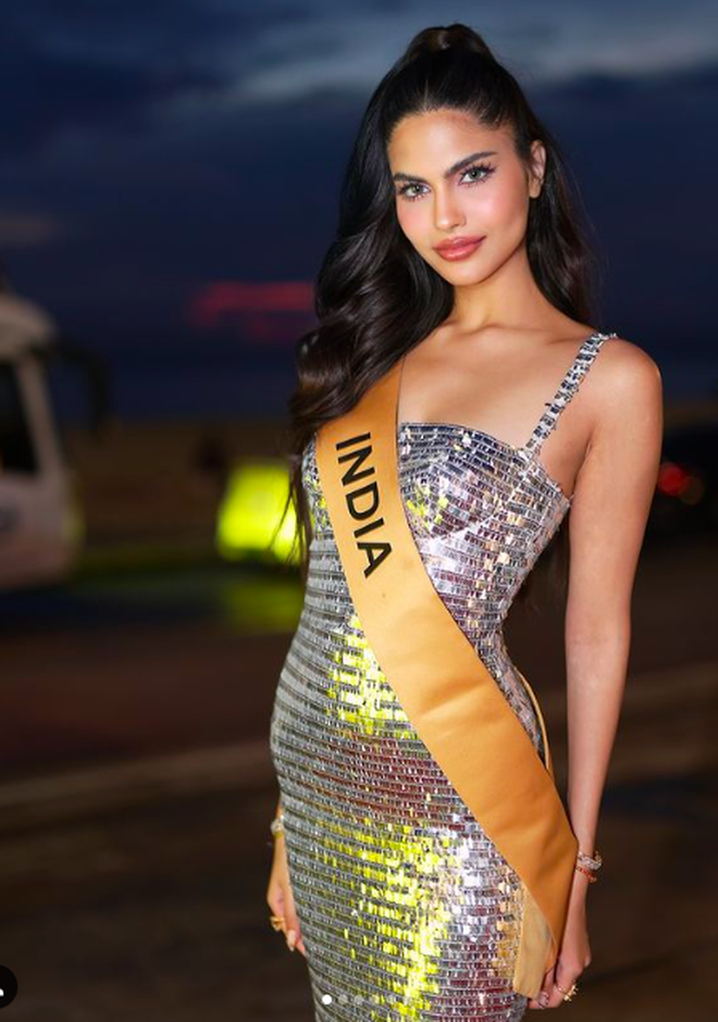 Nhan sắc xinh đẹp đầy mê hoặc của mẹ và em gái tân Miss Grand International 2024 gây ngỡ ngàng- Ảnh 17.