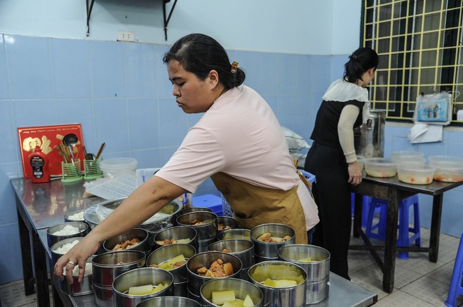 “Phiên Chợ Trái Tim”: Mái nhà của những trái tim thiện nguyện - Ảnh 39.