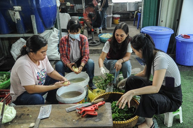 “Phiên Chợ Trái Tim”: Mái nhà của những trái tim thiện nguyện - Ảnh 7.