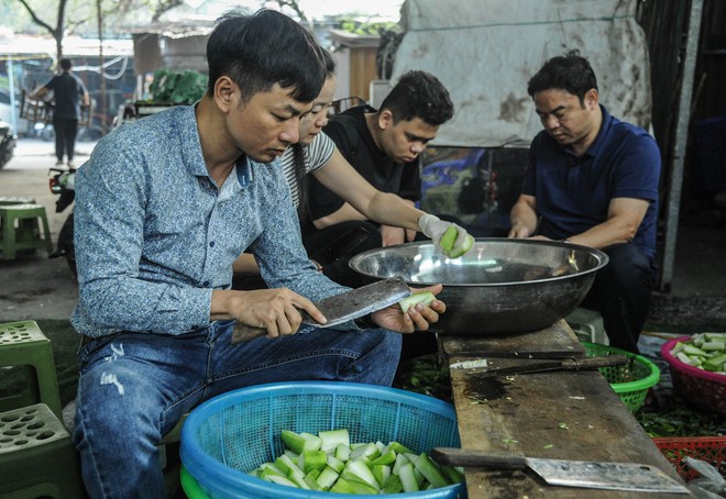 “Phiên Chợ Trái Tim”: Mái nhà của những trái tim thiện nguyện - Ảnh 8.