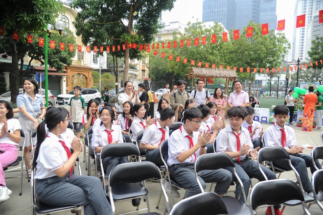 Phiên chợ đoàn kết, tương thân tương ái- Ảnh 12.