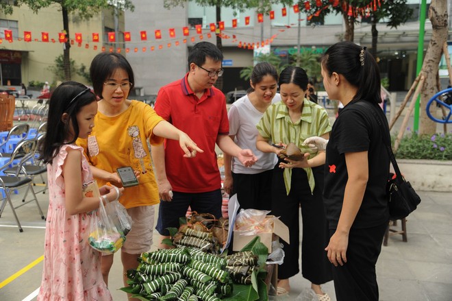 Phiên chợ đoàn kết, tương thân tương ái- Ảnh 23.