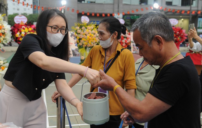 Bữa cơm yêu thương số 81: Đoàn kết và sẻ chia!- Ảnh 8.