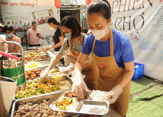 Bữa Cơm Yêu Thương số 79: Gói ghém yêu thương qua từng suất ăn 0 đồng- Ảnh 30.