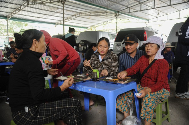 "Bữa cơm yêu thương giúp tôi được tiếp thêm “doping” tinh thần” - Ảnh 40.