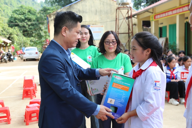 "Như là lẽ sống" - 10 năm lan tỏa yêu thương - Ảnh 40.