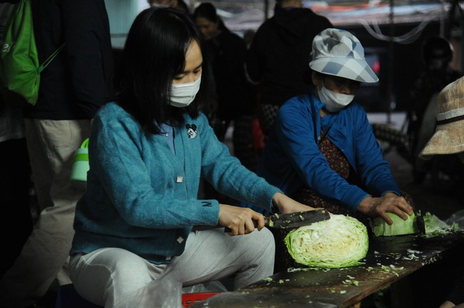 Bữa Cơm Yêu Thương là "mái nhà" thứ 2, lan toả tình yêu thương ấm áp!- Ảnh 15.