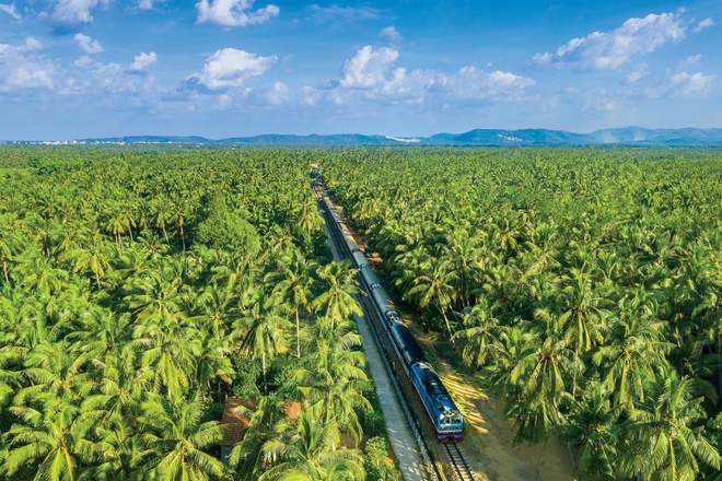 Ông Hoàng Gia Khánh: Thời cơ chín muồi để dốc lực làm đường sắt tốc độ cao Bắc  -Nam - Ảnh 16.