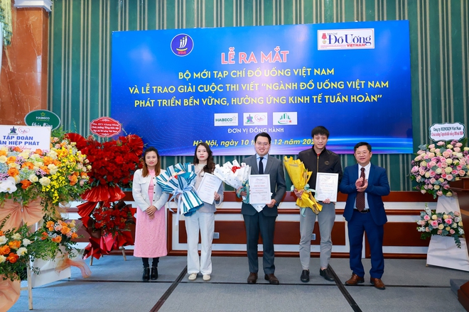 Trao giải cuộc thi Ngành đồ uống Việt Nam hưởng ứng kinh tế tuần hoàn- Ảnh 2.