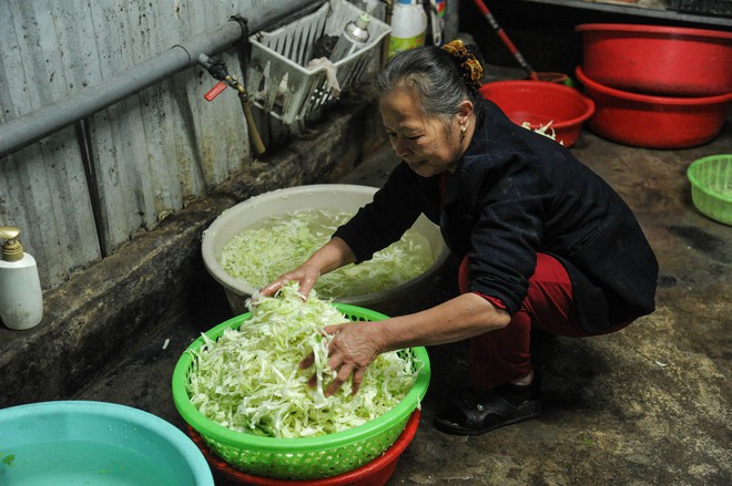 Bữa Cơm Yêu Thương lần thứ 85: “Khi yêu thương được sẻ chia đến từng thế hệ”- Ảnh 9.