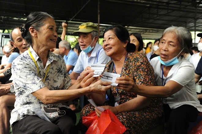 Hành trình nhân ái 2024: Lan tỏa yêu thương, gắn kết triệu tấm lòng- Ảnh 58.