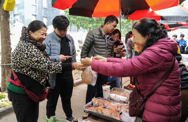 Bữa Cơm Yêu Thương số 84: Mang hơi ấm cho bệnh nhân trong từng suất cơm nghĩa tình- Ảnh 13.