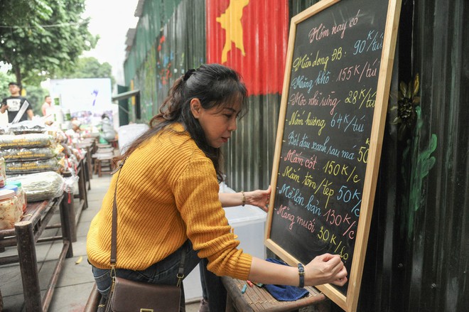 Bữa Cơm Yêu Thương số 84: Mang hơi ấm cho bệnh nhân trong từng suất cơm nghĩa tình- Ảnh 14.