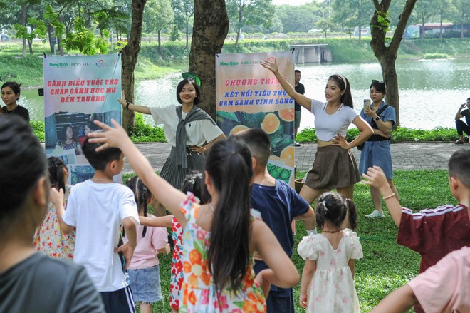 “Cánh diều tuổi thơ” chắp cánh ước mơ đến trường cho nữ sinh nghèo- Ảnh 24.