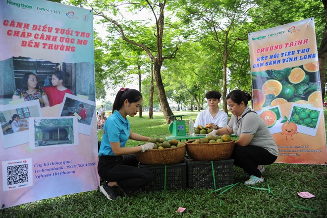 “Cánh diều tuổi thơ” chắp cánh ước mơ đến trường cho nữ sinh nghèo- Ảnh 45.